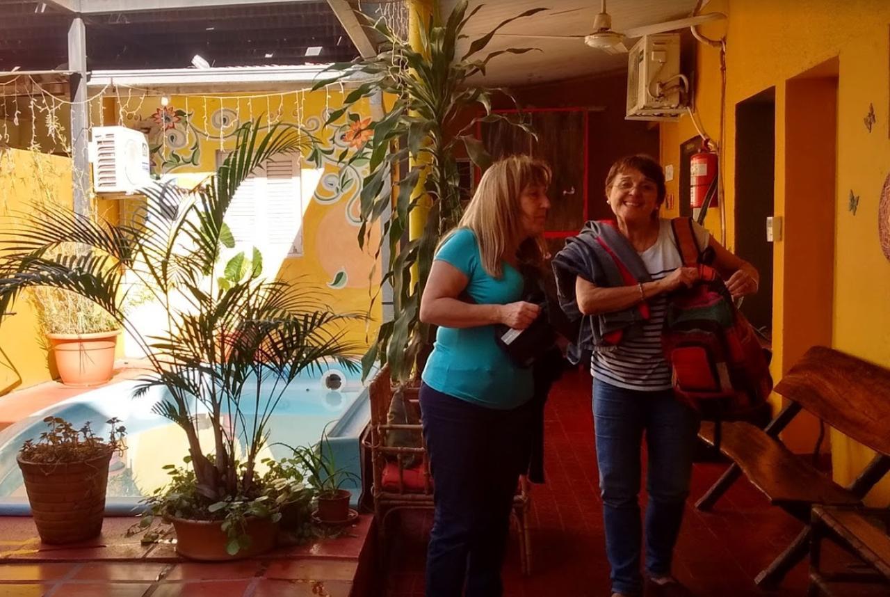 Hostel Posadena Linda Posadas Bagian luar foto